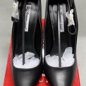 Women’s Heels Shoes Size 8.5